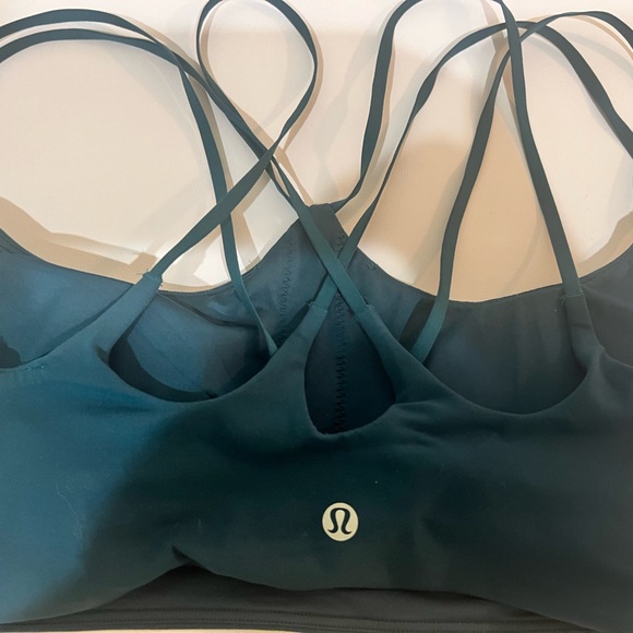 New with tags top . Never worn didn’t fit. - Picture 2 of 3